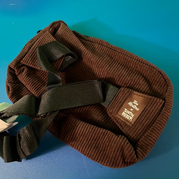 Brand New Limited Edition Justin Bieber Merch - Picture 2 of 6